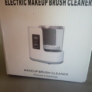 Electric Makeup Brush Cleaner